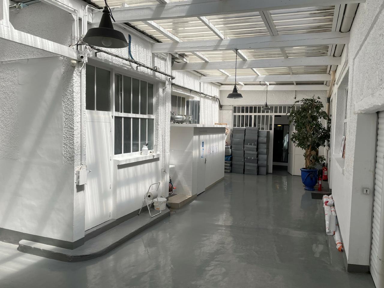 Local d'activité Arcueil 718m² Location local d'activité Arcueil Val-de-Marne OLACT2313406 1